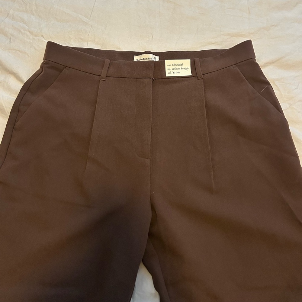 Tailored Relaxed Straight Pant